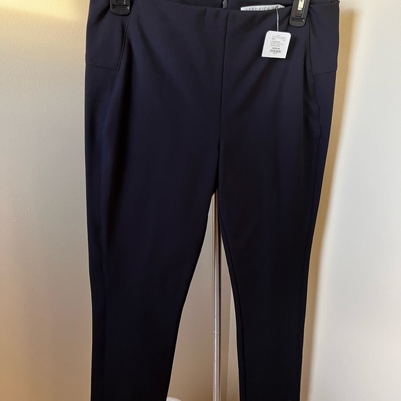 Brand New Veronica Beard scuba suit pants. - Picture 3 of 3